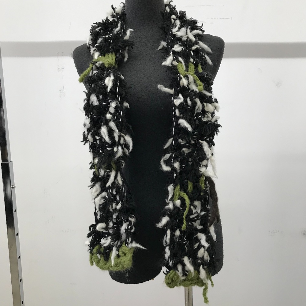 Multi Color Knitted Scarf - Picture 2 of 2